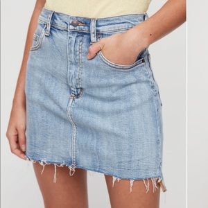 Aritzia | Wilfred Free Denim Skirt